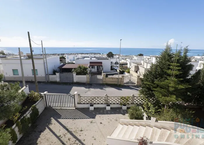 Casa Lu Sule Puglia On Line בית נופש טורה ואדו